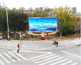  靖江户外大屏广告投放要点。